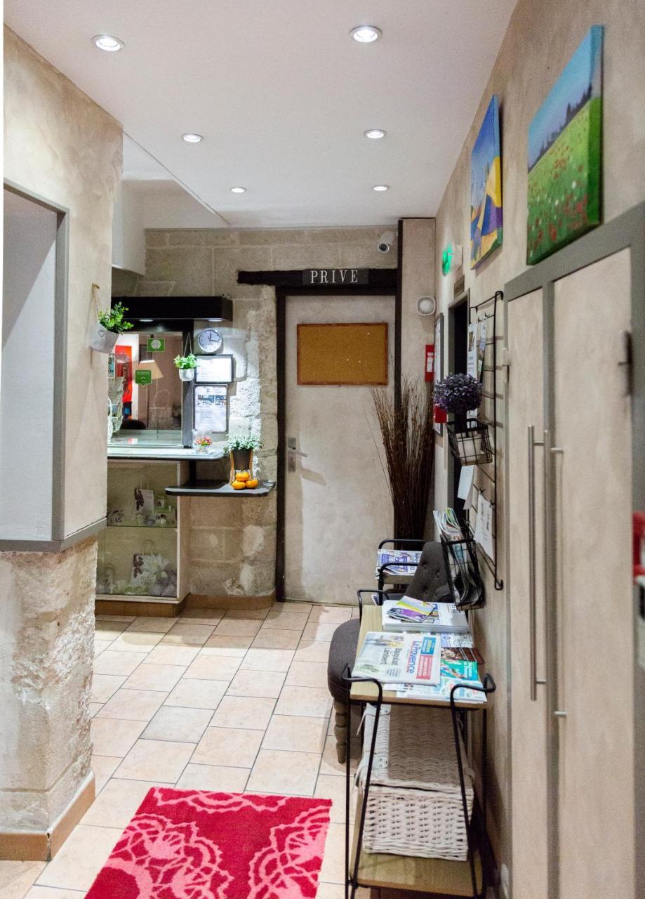米农酒店 亞維農 外观 照片